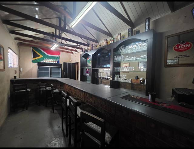 3 BEDROOM HOUSE FOR SALE IN VANDERBIJLPARK SE 2
